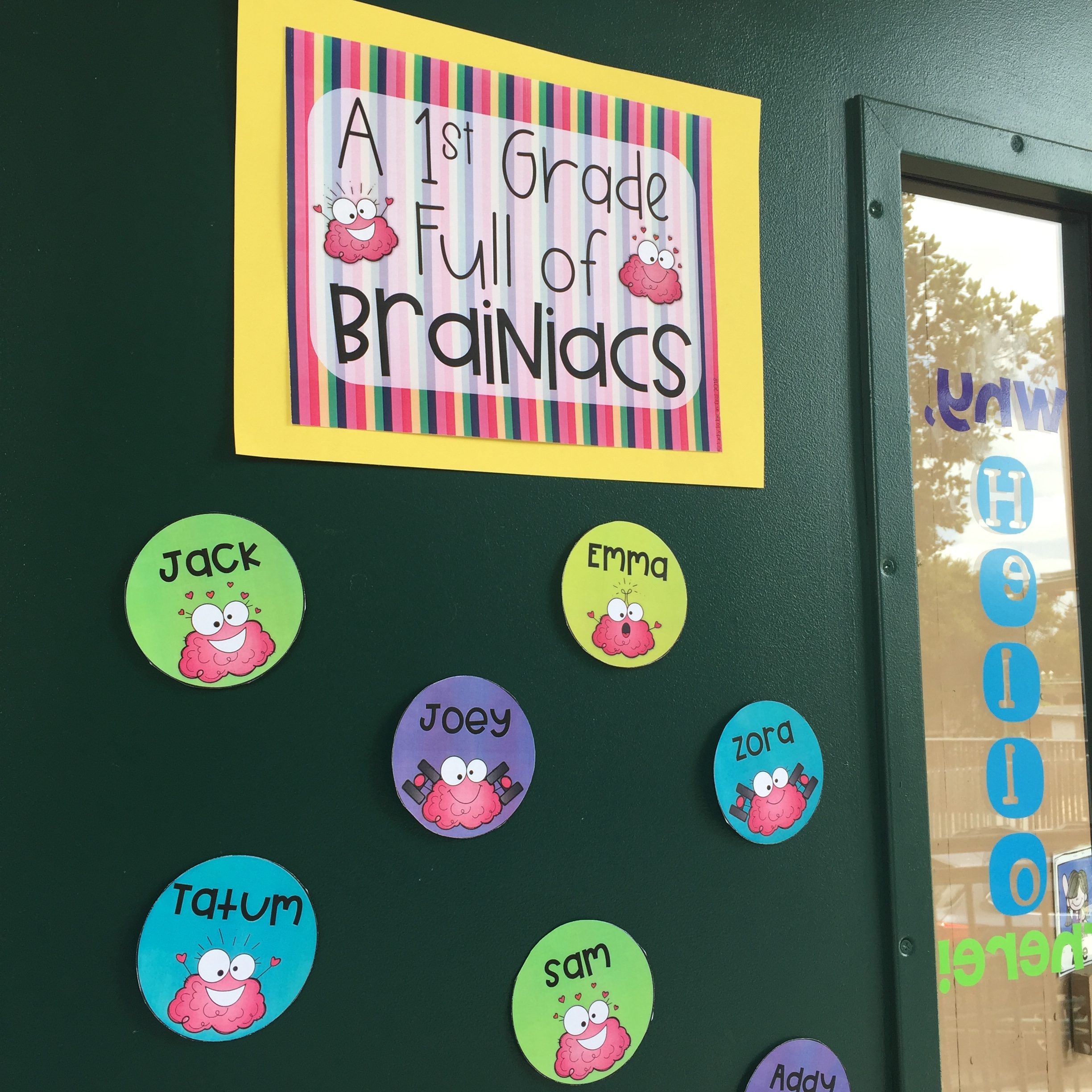 a 1st grade full of brainiacs board for door | Lucky Learning with Molly Lynch 
