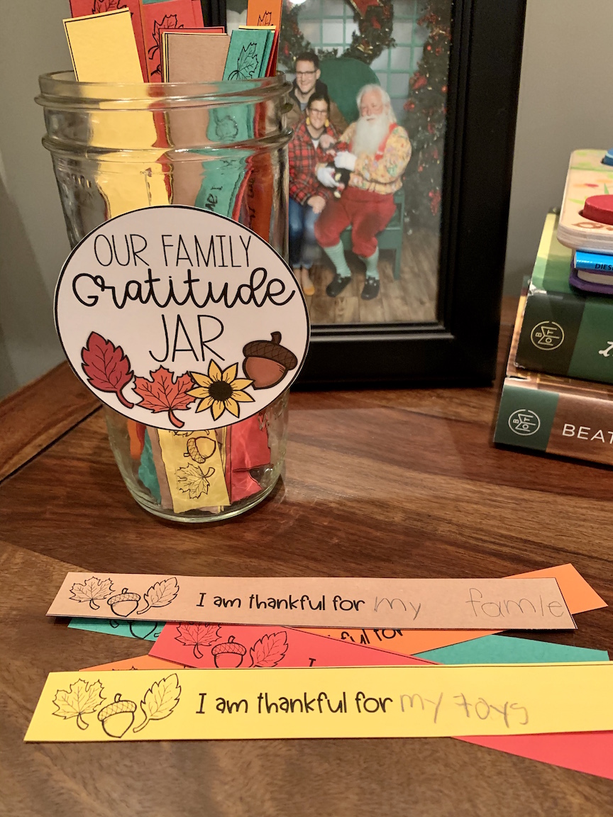 Family Gratitude Jars are a great way for families to reflect on what is important. | Lucky Learning with Molly Lynch 